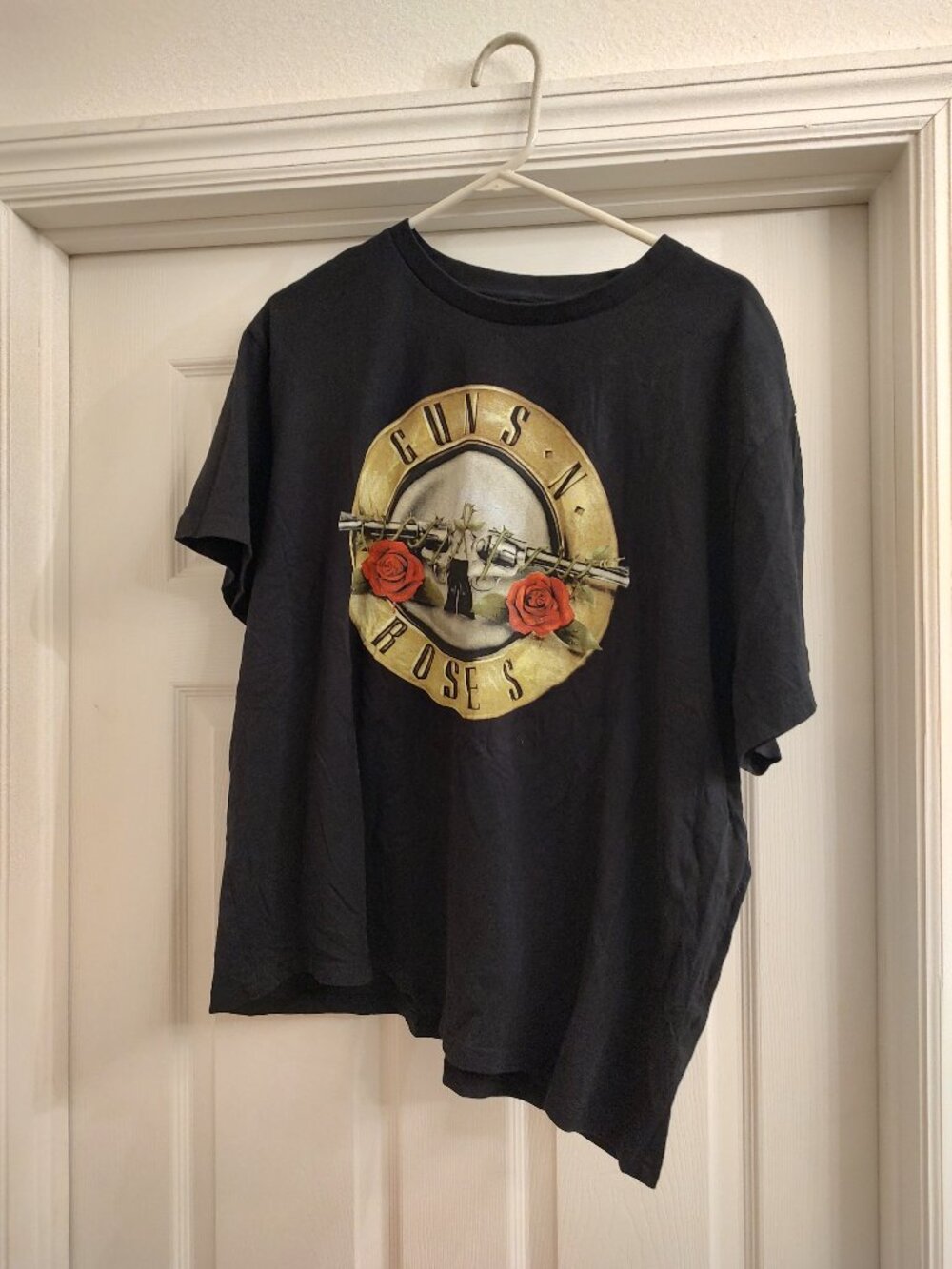 GUNS AND ROSES T SHIRT size XXL Black